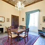 Castello Di *