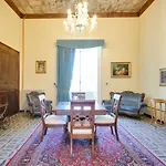 Casa vacanze Castello Di *