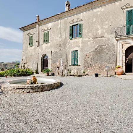 Castello Di 度假居 Caccuri