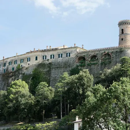 Castello Di Bed & Breakfast