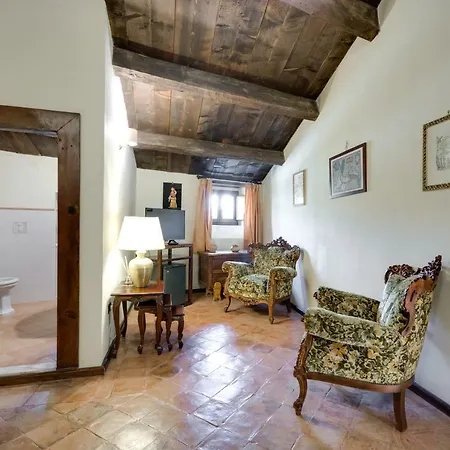 Bed and breakfast Castello Di 3*