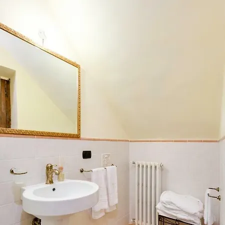 Castello Di 3*